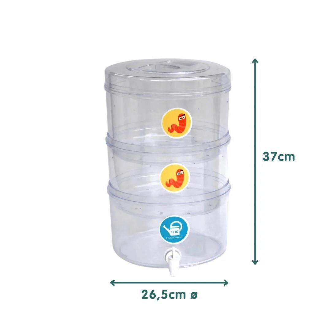 Imagem informando a altura (37cm) e largura (26,5cm) de uma composteira ecopedagógica