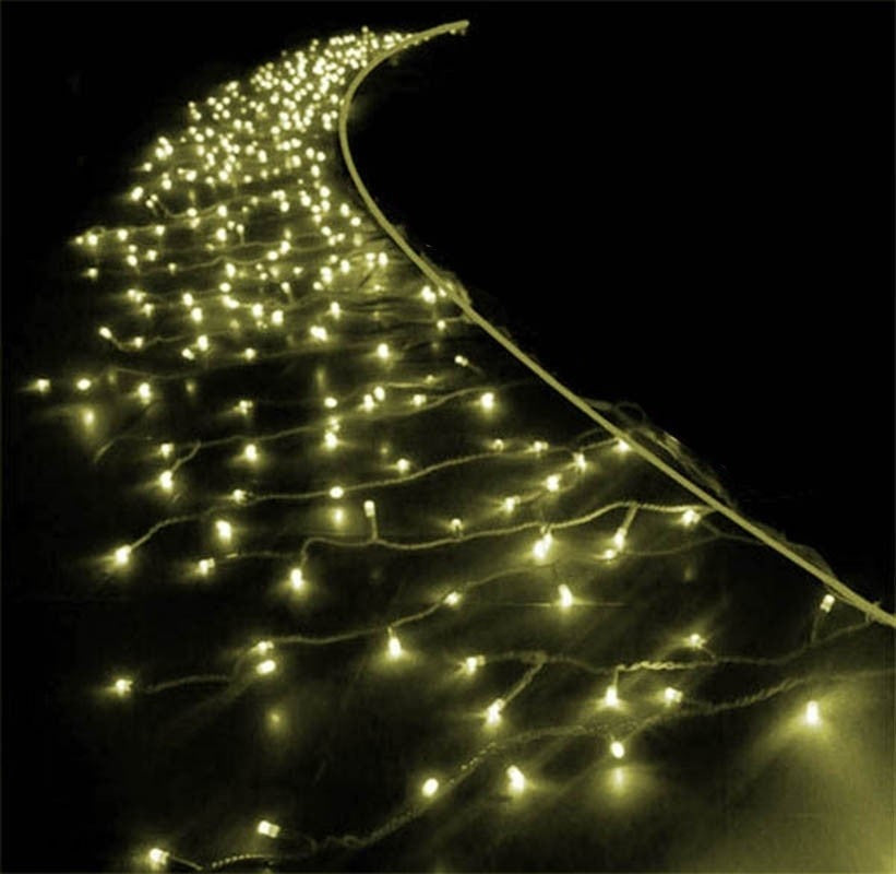 Pisca Pisca Cascata - LED - 220V - Branco Quente Ecosoli