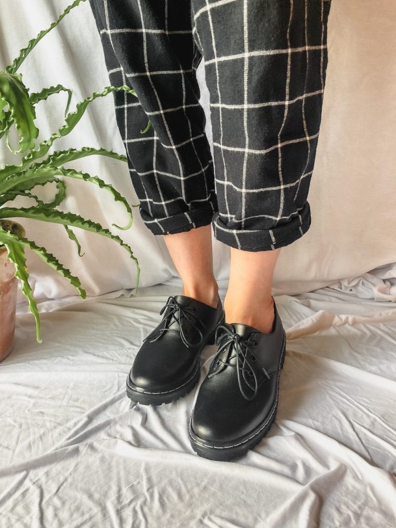 Sapato Tratorado Terra Preto Urban Flowers