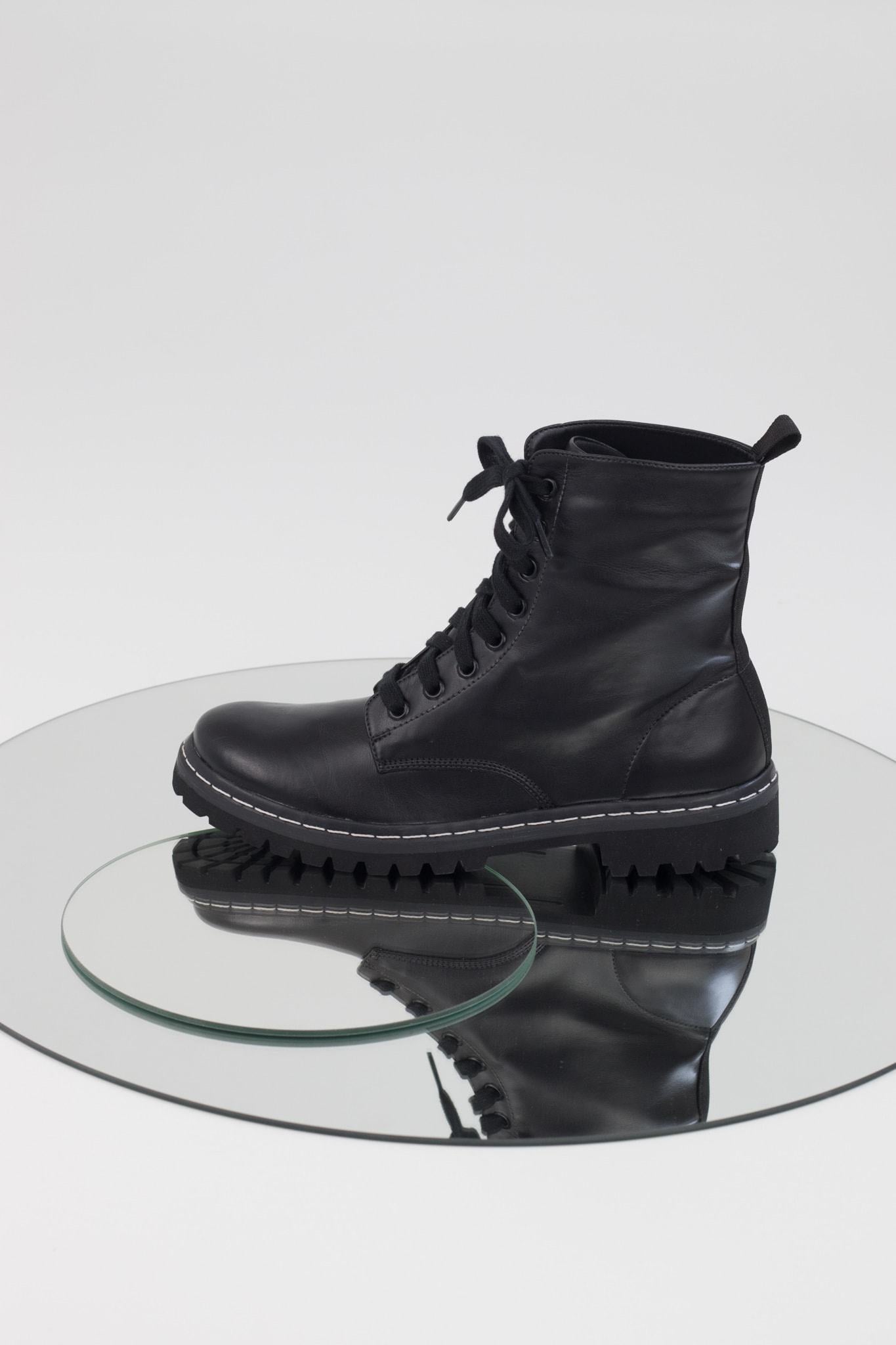 Coturno Manto Preto Urban Flowers